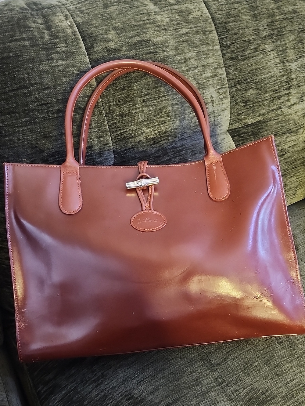 Longchamp REHAB Burgundy Glossy Leather Tote Significant Peeling Exterior